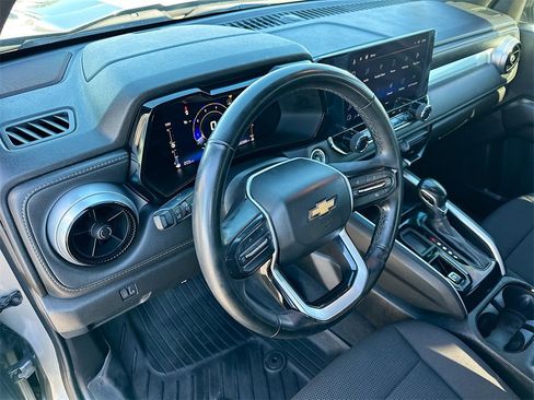 Used 2023 Chevrolet Colorado LT w/ LT Convenience Package II image 9