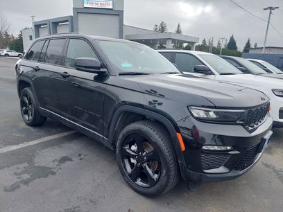 Used 2023 Jeep Grand Cherokee Limited w/ Luxury Tech Group II