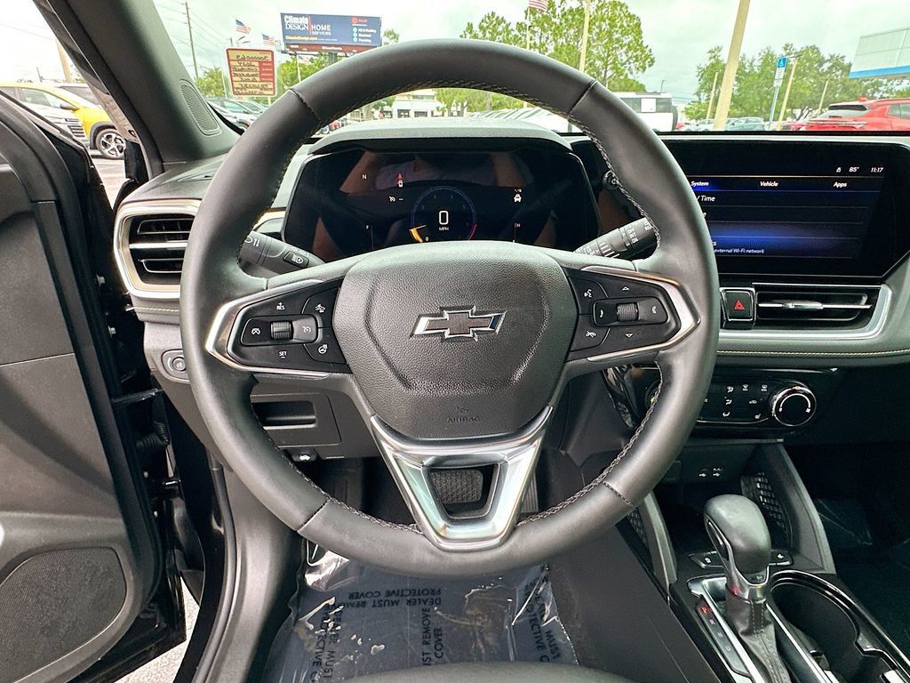Certified 2024 Chevrolet TrailBlazer ACTIV FWD image 11