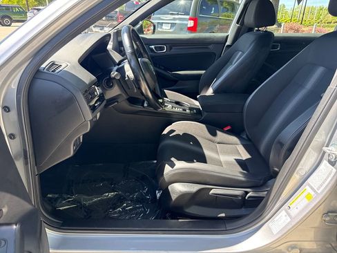Used 2023 Honda Civic Sport image 13