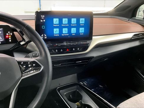 Used 2023 Volkswagen ID.4 Pro image 8