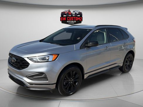 Used 2024 Ford Edge SE w/ Black Appearance Package AWD/4WD image 3