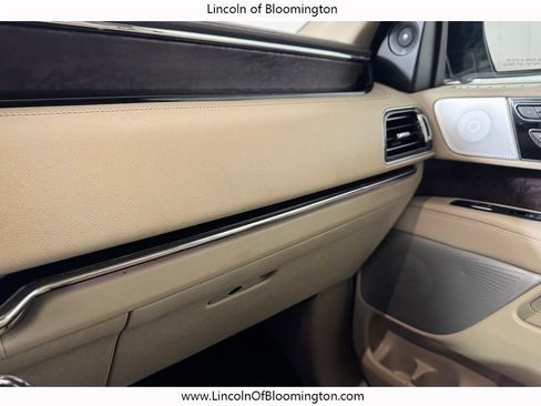 Used 2020 Lincoln Navigator L Reserve w/ Luxury Package image 46