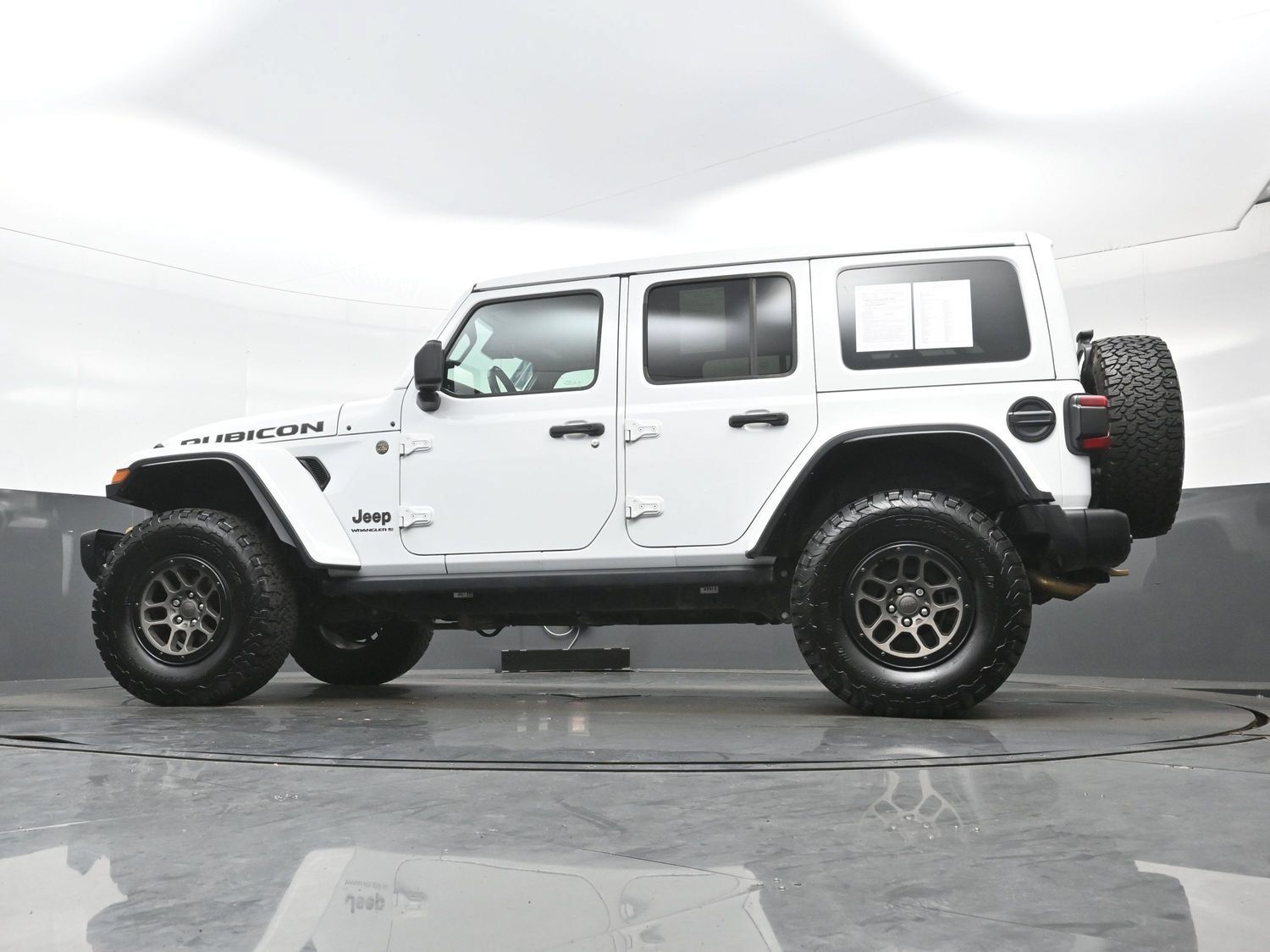 Used 2023 Jeep Wrangler Unlimited Rubicon 392 w/ Xtreme Recon 35" Tire Package AWD/4WD image 27