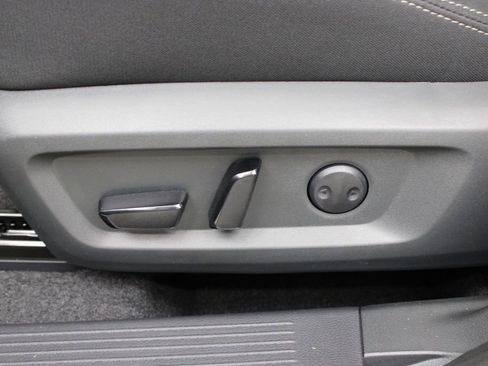 New 2026 Nissan Rogue SV FWD image 17