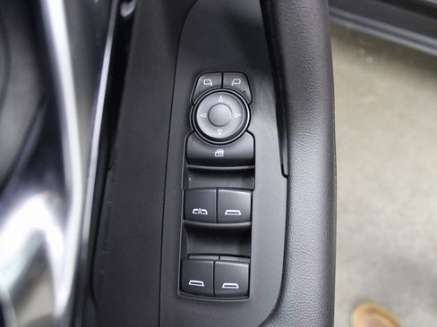 Used 2022 Chevrolet Blazer RS image 14