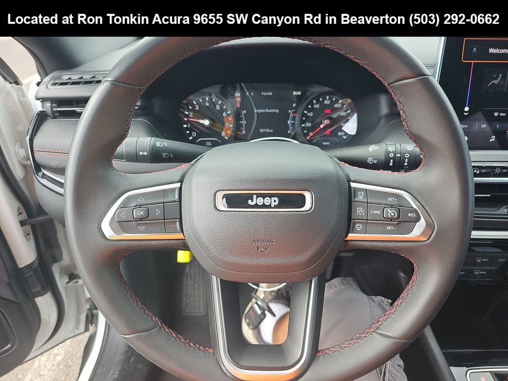 Used 2024 Jeep Compass Trailhawk AWD/4WD image 8