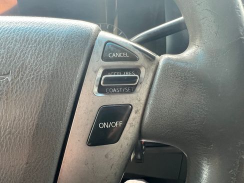 Used 2013 Nissan NV 2500 SV w/ Technology Pkg RWD image 30