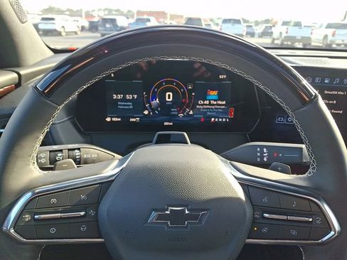 New 2026 Chevrolet Traverse Z71 w/ Enhanced Driving Package image 16