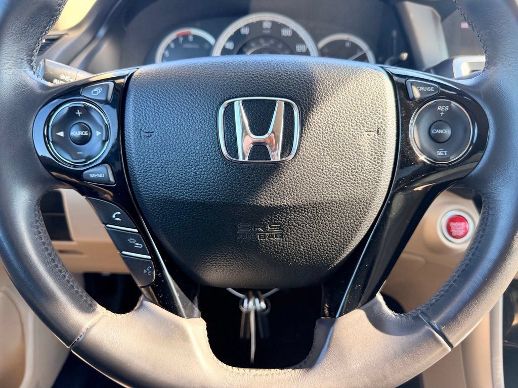 Used 2017 Honda Accord EX-L image 22
