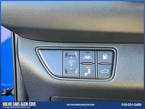 Used 2021 Genesis G70 2.0T w/ Elite Package image 21