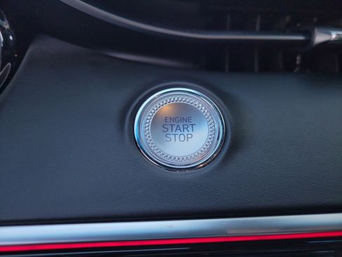 Used 2024 Genesis GV70 2.5T w/ Sport Prestige Package image 33