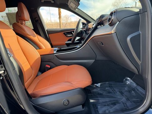 Certified 2025 Mercedes-Benz GLC 300 image 20