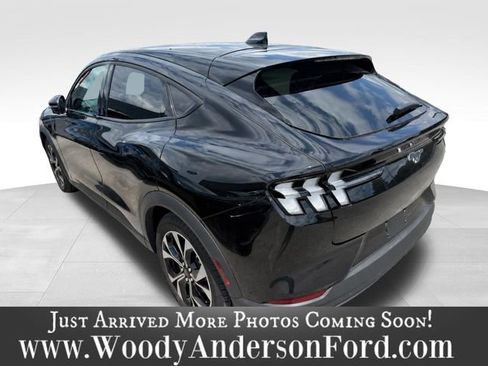 Used 2024 Ford Mustang Mach-E Select w/ Comfort Package Lite RWD image 4