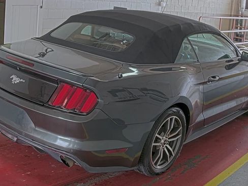 Used 2016 Ford Mustang Premium image 3