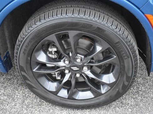 Used 2025 Dodge Durango GT AWD/4WD image 12