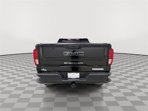 Used 2021 GMC Sierra 1500 Elevation w/ LPO, Elevation Black Package image 9