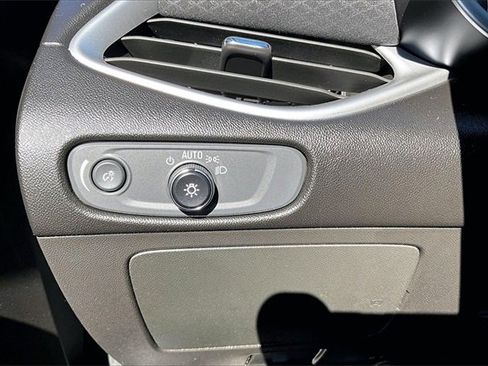 Used 2023 Chevrolet Malibu LT image 15