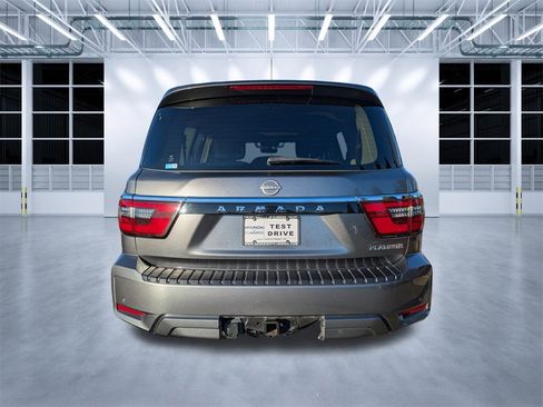 Used 2022 Nissan Armada Platinum w/ Captain's Chairs Package image 5