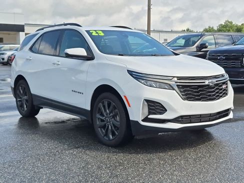 Used 2023 Chevrolet Equinox RS w/ RS Leather Package AWD/4WD image 3