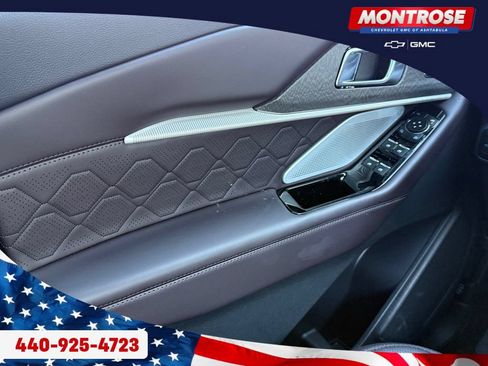 Used 2025 Ford Explorer Platinum w/ LUX Leather Package AWD/4WD image 34
