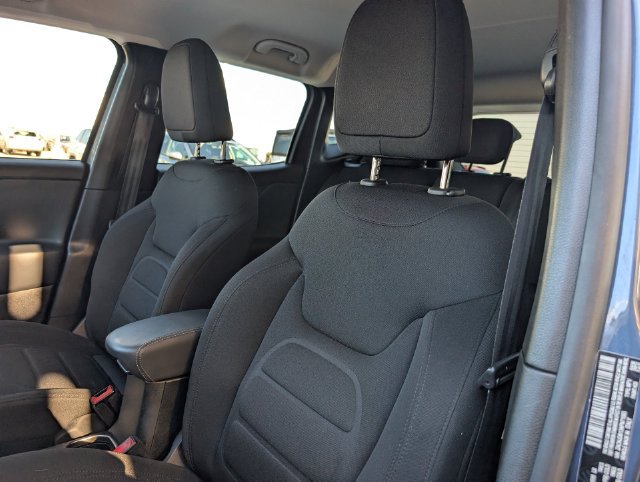 Used 2022 Jeep Renegade Latitude w/ Convenience Group AWD/4WD image 10