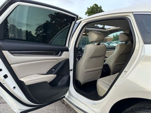 Used 2018 Honda Accord EX-L image 12