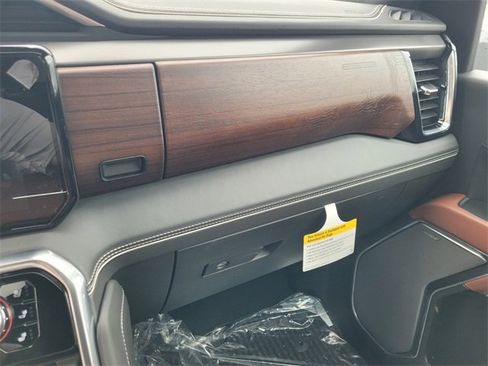 New 2026 GMC Sierra 2500 Denali Ultimate image 27