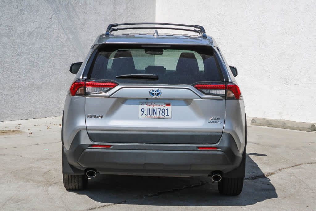 Used 2024 Toyota RAV4 XLE w/ Convenience Package AWD/4WD image 5