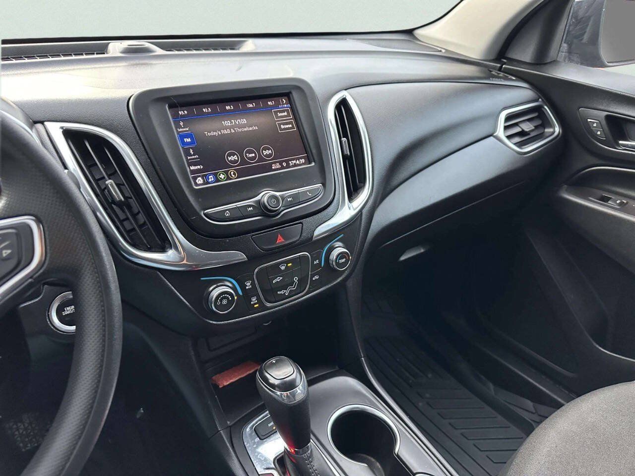 Used 2021 Chevrolet Equinox LT AWD/4WD image 29