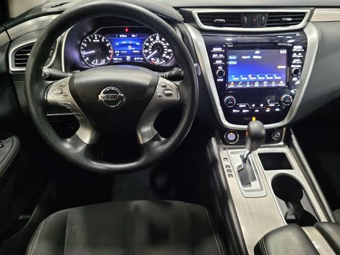 Used 2018 Nissan Murano S FWD image 22