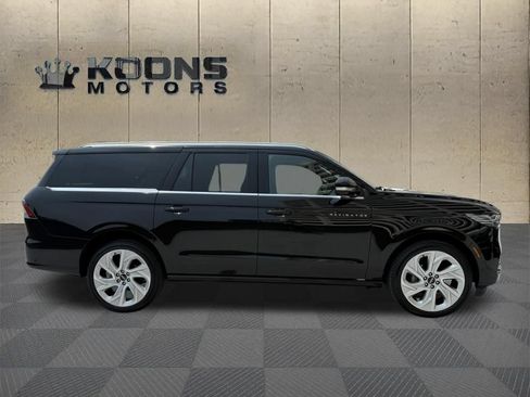 Used 2025 Lincoln Navigator L Black Label AWD/4WD image 6