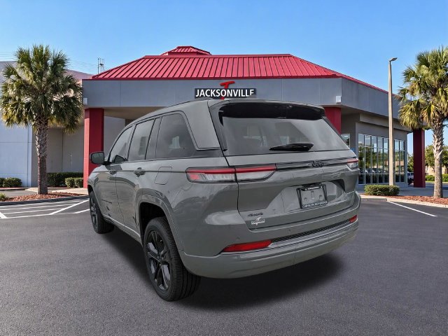New 2027 Jeep Grand Cherokee Limited w/ Limited Altitude Package AWD/4WD image 11