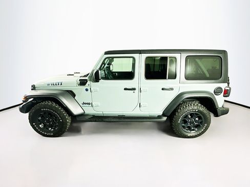 Used 2023 Jeep Wrangler Unlimited AWD/4WD image 4