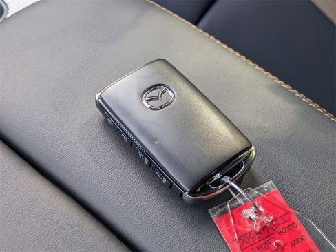 New 2026 MAZDA CX-90 3.3 Turbo w/ Premium Plus Pkg image 32