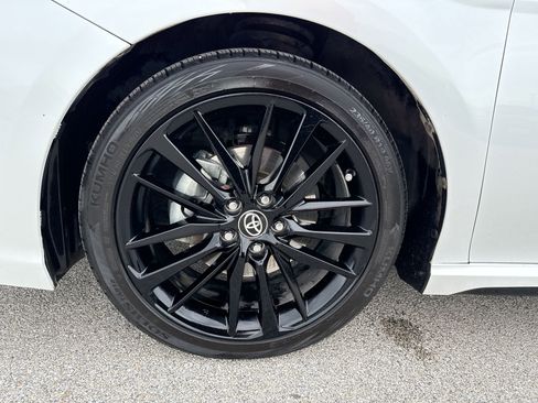 Certified 2021 Toyota Camry XSE FWD image 19