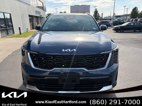 New 2026 Kia Sorento S w/ S Panoramic Sunroof Package AWD/4WD image 4