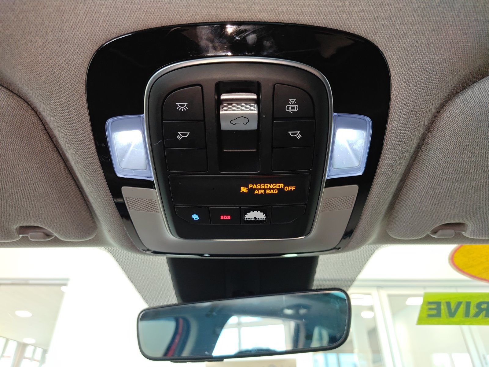 Used 2021 Hyundai Santa Fe Limited AWD/4WD image 29