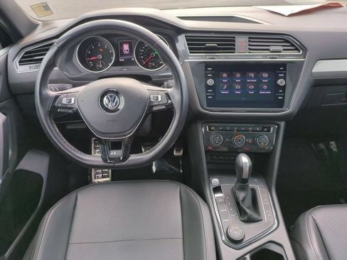 Used 2020 Volkswagen Tiguan SE R-Line AWD/4WD image 28