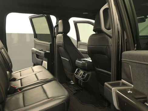 Used 2022 Ford F150 Lariat w/ Equipment Group 502A High image 17