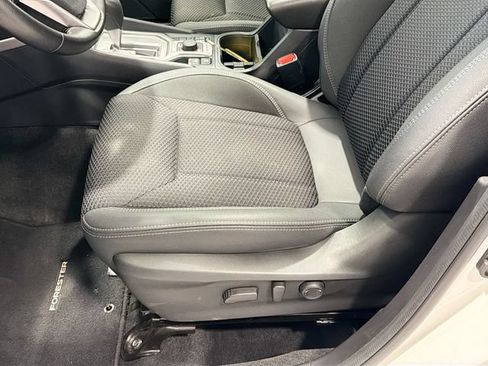 Used 2023 Subaru Forester Premium AWD/4WD image 16