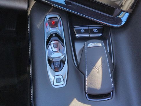 Used 2024 Chevrolet Corvette Stingray Premium Conv w/ Z51 Performance Package image 25