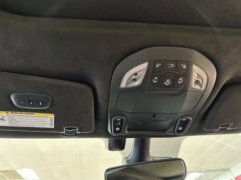 Certified 2021 Chrysler Pacifica Pinnacle image 37