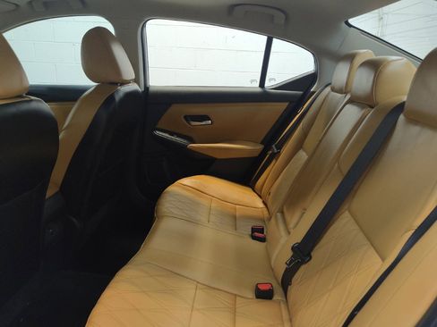 Used 2023 Nissan Sentra SV w/ SV Premium Package FWD image 18