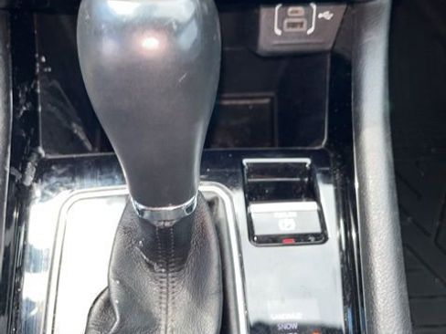 Used 2023 Jeep Compass Limited image 24