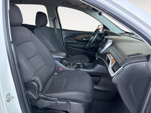 Used 2020 GMC Terrain SLE w/ Driver Convenience Package AWD/4WD image 13