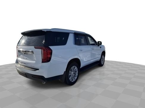 Used 2024 GMC Yukon SLE w/ LPO, Floor Liner Package image 8