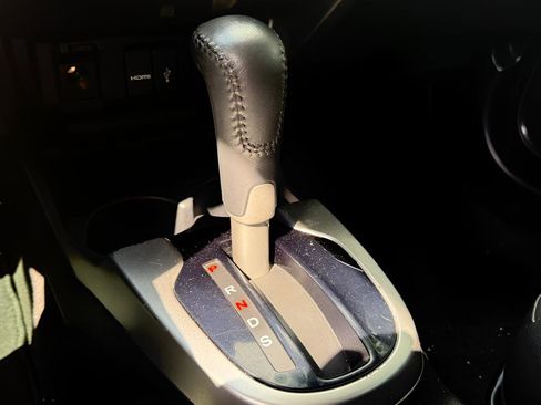 Used 2015 Honda Fit EX-L image 29