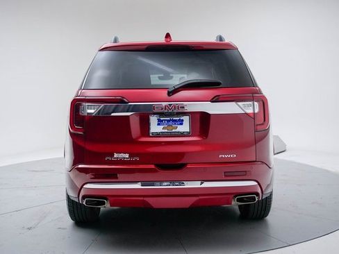 Used 2023 GMC Acadia Denali w/ Denali Technology Package image 5
