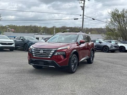 New 2026 Nissan Rogue Platinum image 8